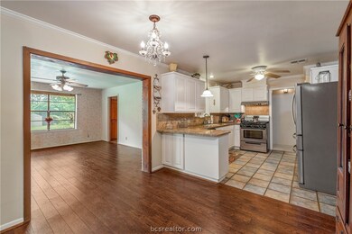 1506 Caudill St, College Station, TX 77840 - photo 6