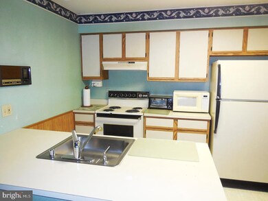 267 Barclay Ct unit 267, West Deptford, NJ 08051 - photo 7
