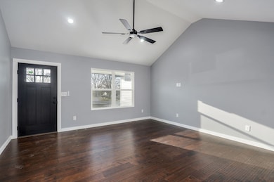122 Alberta Dr-6
