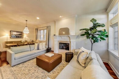 3555 N Marshfield Ave unit 1, Chicago, IL 60657 - photo 5