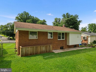 11320 Newport Mill Rd, Silver Spring, MD 20902 - photo 3