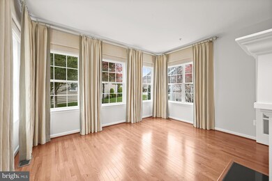 8776 Sage Brush Way, Columbia, MD 21045 - photo 4