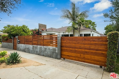 3012 Bagley Ave, Los Angeles, CA 90034 - photo 2