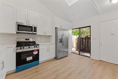 7720 NW 79th Ave unit B6, Tamarac, FL 33321 - photo 3