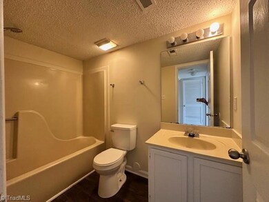 2911 Spring Garden St unit B, Greensboro, NC 27403 - photo 7