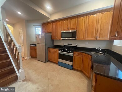 526 Sanford Place, Baltimore, MD 21217 - photo 6