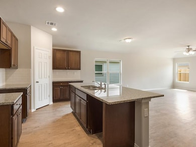 18542 Scarlet Meadow Ln, Tomball, TX 77377 - photo 5