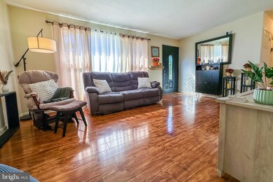 813 Aston Martin Dr, Lindenwold, NJ 08021 - photo 6