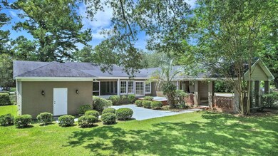 2215 Wallington Dr, Albany, GA 31721 - photo 2