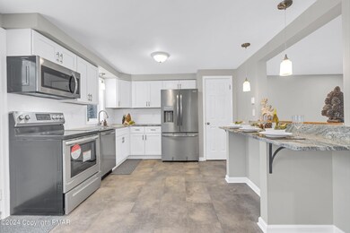 8879 Chipmunk Ln, Tobyhanna, PA 18466 - photo 7