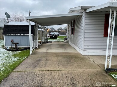 DRIVEWAY/CARPORT