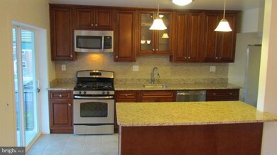 1009 Lyndhurst St, Baltimore, MD 21229 - photo 2