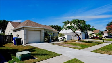 12674 Gorda Cir E, Largo, FL 33773 - photo 2