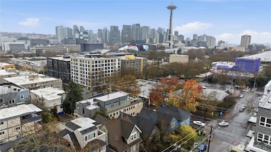 708 Warren Ave N, Seattle, WA 98109 - photo 2