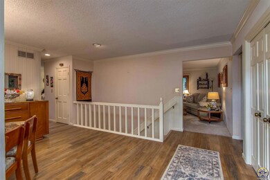 2316 SW Mayfair Place, Topeka, KS 66611 - photo 7