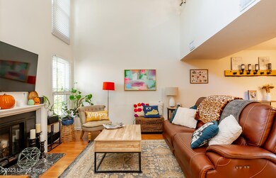 656 Cobblestone Square (14)