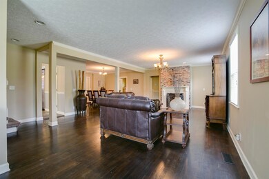 808 S Brittain St, Shelbyville, TN 37160 - photo 4