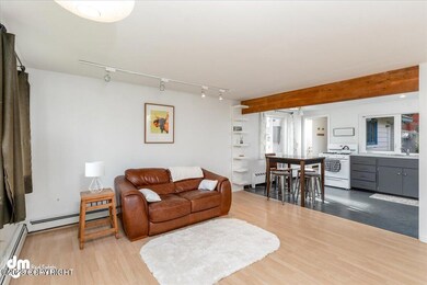 1416 Twining Dr, Anchorage, AK 99504 - photo 5