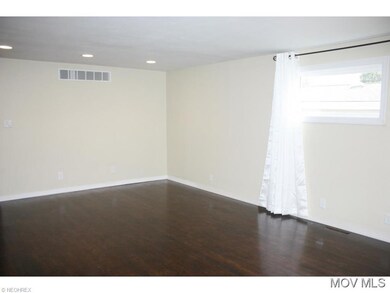 Large 20X13 Living Room