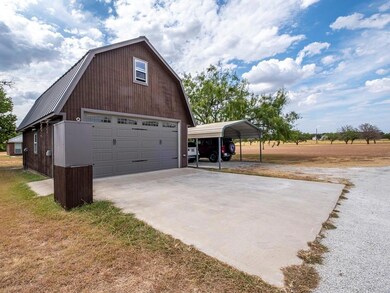 512 W Woodcreek Ct, Granbury, TX 76049 - photo 5