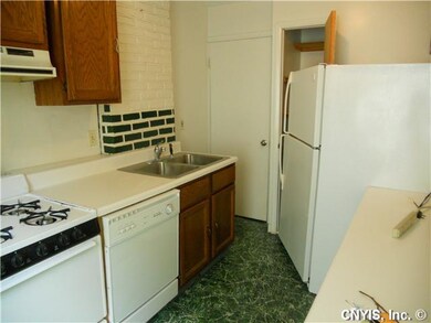 Kitchen Apt 204
