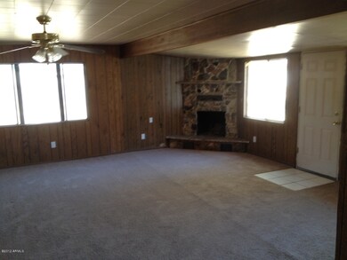 Living room - 2 bed unit