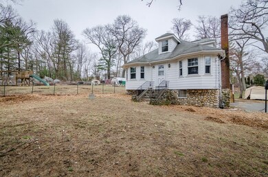 2 Sumner Cheney Place, Reading, MA 01867 - photo 2