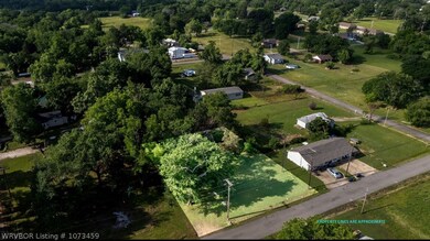 405 SW 3rd St, Muldrow, OK 74948 - photo 6