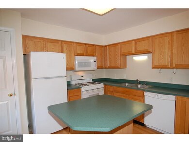 43 N Bellwoode Dr, Newark, DE 19702 - photo 5