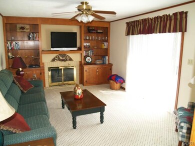 6044 Shepherd Hills Ave, Allentown, PA 18106 - photo 6