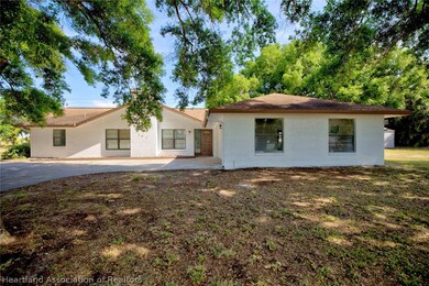 121 Jackson St, Lake Placid, FL 33852 - photo 5