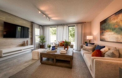 4728 Terra Esmeralda Dr, Kissimmee, FL 34746 - photo 4