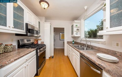 780 Creston Rd, Berkeley, CA 94708 - photo 3