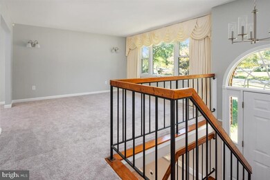 5215 Grenock Dr, Lothian, MD 20711 - photo 7