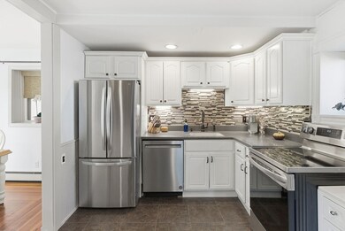 69 Saunders Rd, Lynn, MA 01904 - photo 4