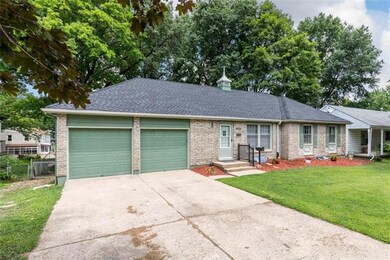 11406 E 32nd St S, Independence, MO 64052 - photo 2