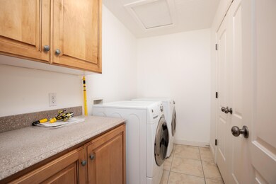 181 N 1200 W #302_C Hayward_8_PRINT