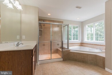 312 Huntingdon Dr, Williamstown, NJ 08094 - photo 6