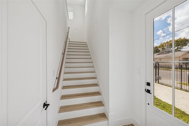 111 Milby St, Houston, TX 77003 - photo 3