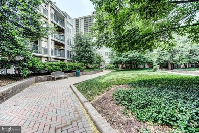 5573 Seminary Rd unit 102, Baileys Crossroads, VA 22041 - photo 3