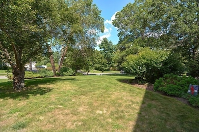 136 Mitchell Rd, Holliston, MA 01746 - photo 5