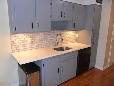 463-1 Willow Rd E, Staten Island, NY 10314 - photo 7