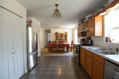 111 Old Gick Rd, Saratoga Springs, NY 12866 - photo 3