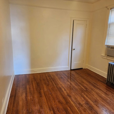 3910 Secor Ave unit 1st Floor, Bronx, NY 10466 - photo 2