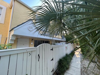 6865 SW 45th Ln unit 5, Miami, FL 33155 - photo 3