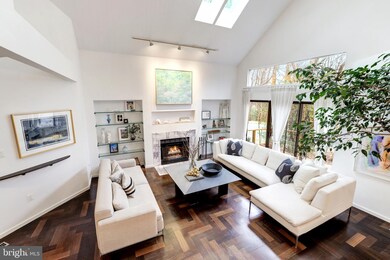 11508 Turnbridge Ln, Reston, VA 20194 - photo 6