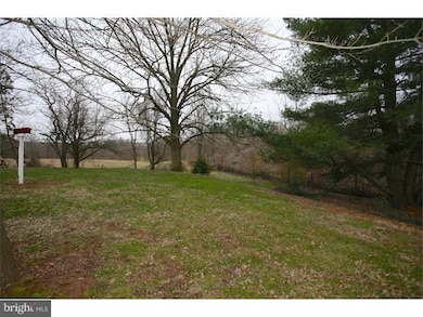 840 Glenn Ct, Phoenixville, PA 19460 - photo 4