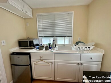 10 Fulkerson St unit 1R, Cambridge, MA 02141 - photo 3