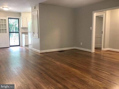 4211 Canterbury Way, Temple Hills, MD 20748 - photo 5