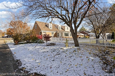 21236 Outer Dr, Dearborn, MI 48124 - photo 7